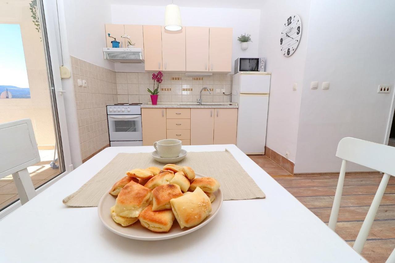 Apartments Mediterranean House クレック エクステリア 写真